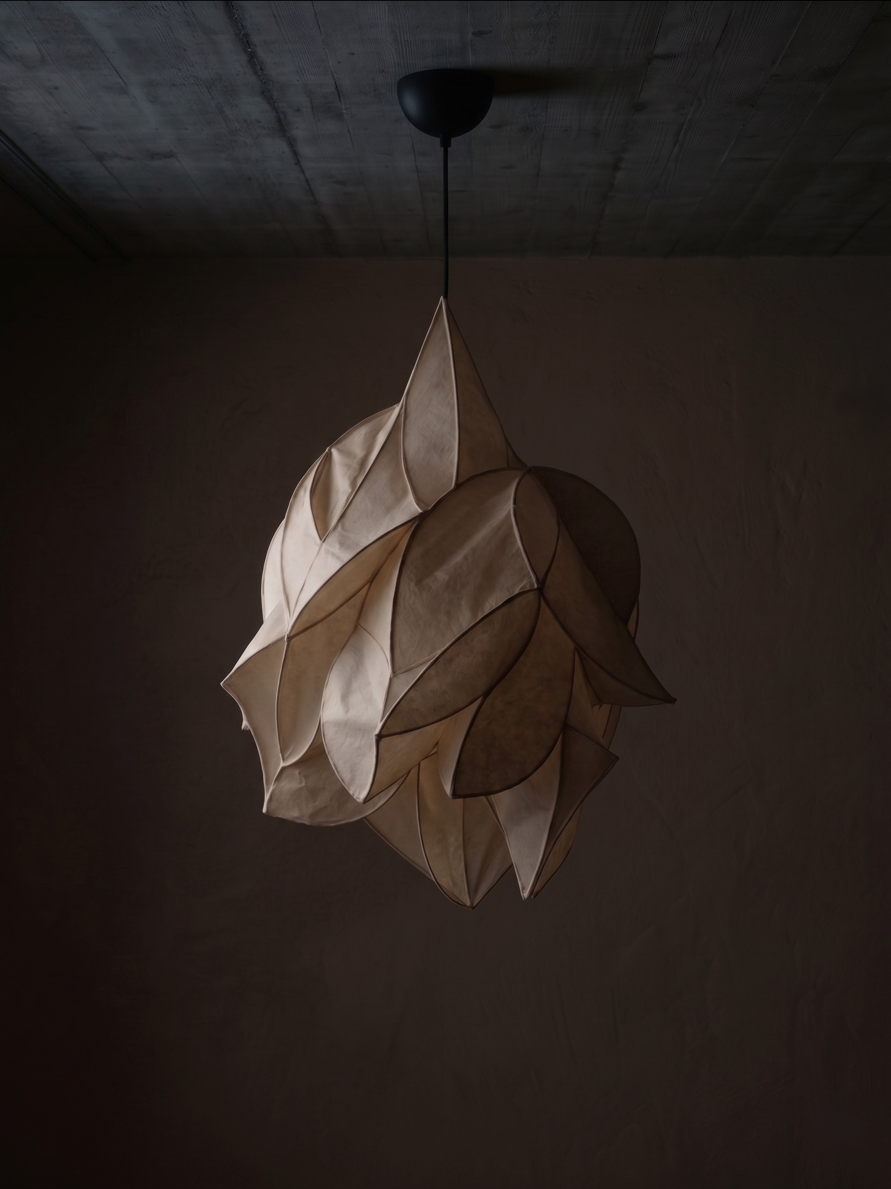 Lamp — off